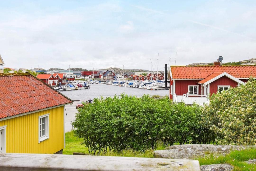 Photo of Buildings in Ronnang