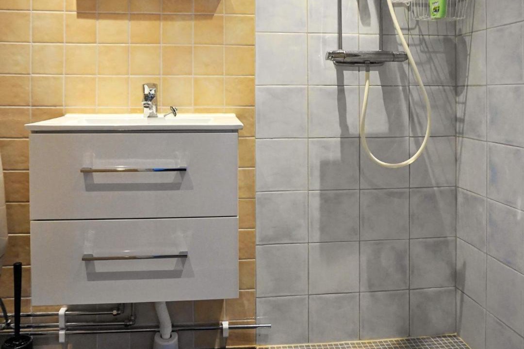 Photo of Bathroom in Ronnang