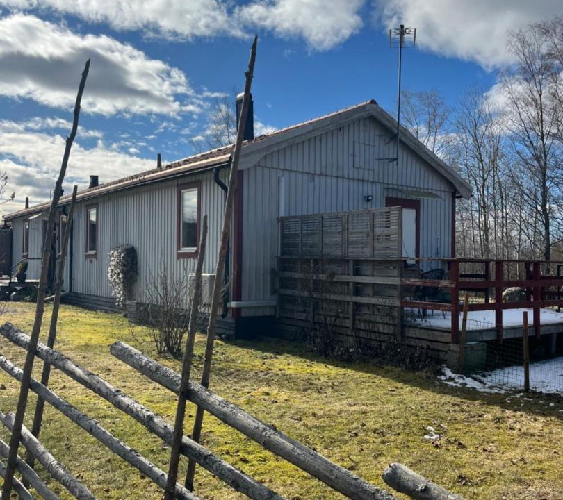 Photo of Buildings in Tived