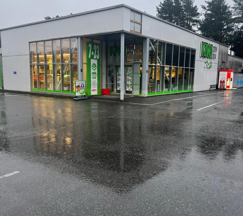 Photo of Others in Glomset