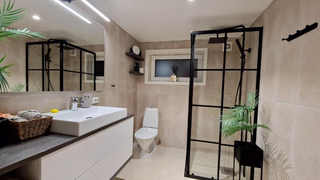 Photo of Bathroom in Sula