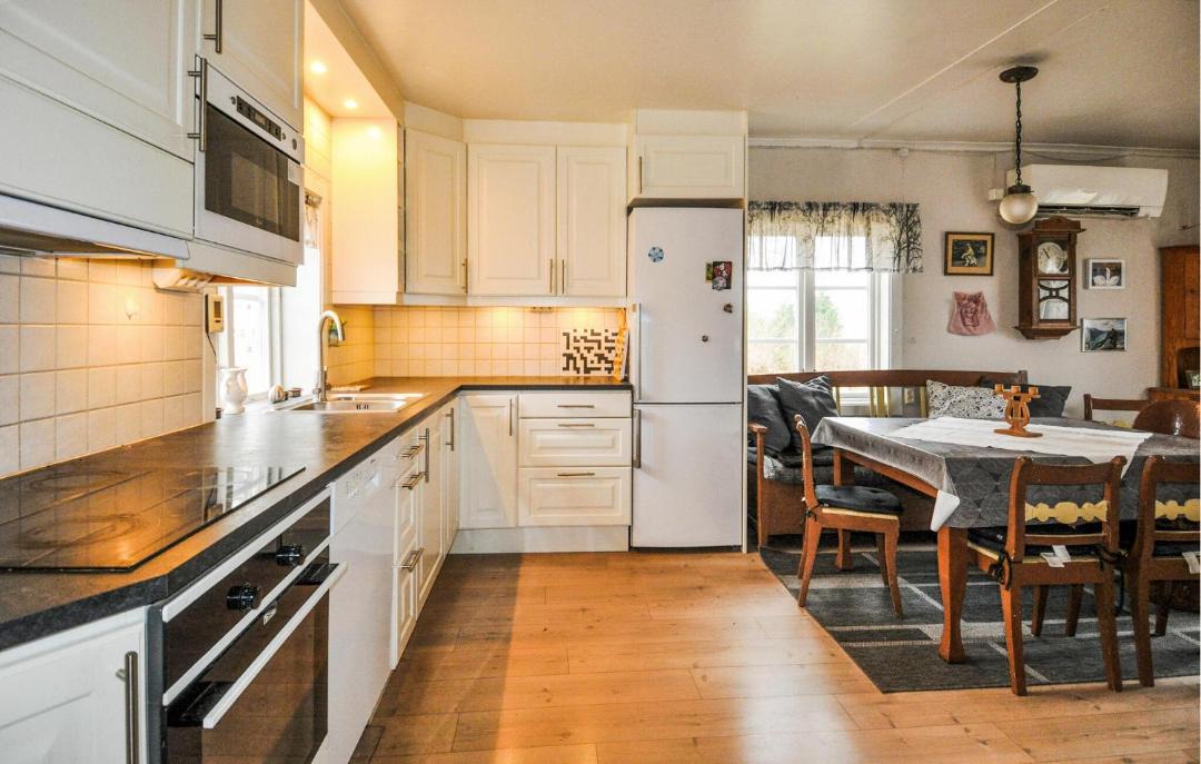 Photo of Kitchen in Arjang