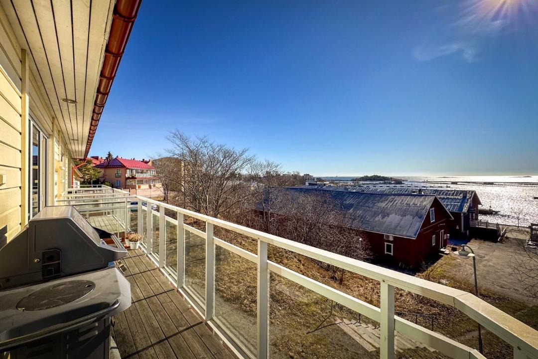 Photo of Others in Hanko