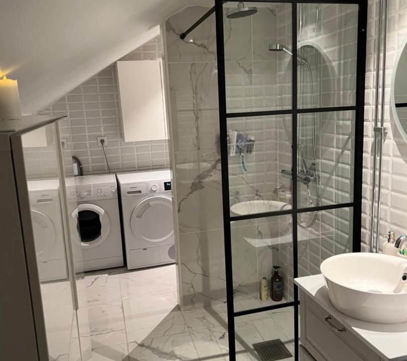 Photo of Bathroom in Saro