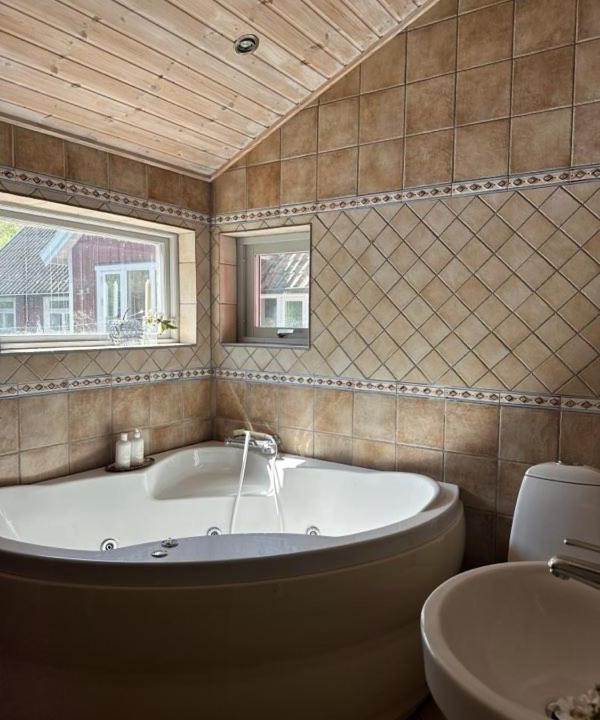 Photo of Bathroom in Heberg
