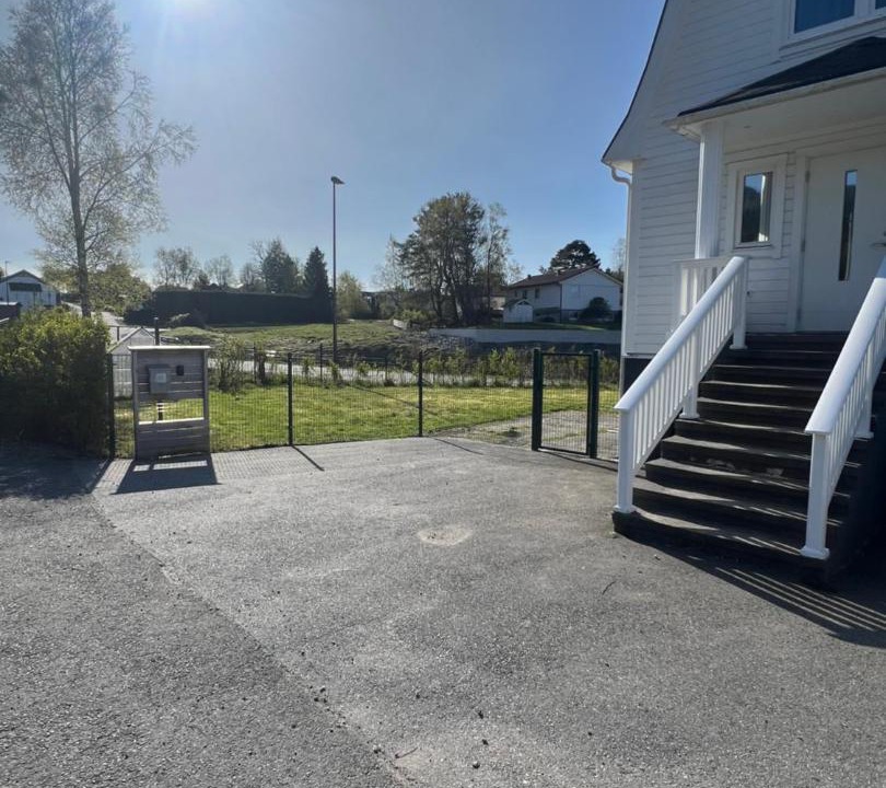 Photo of Others in Glomset