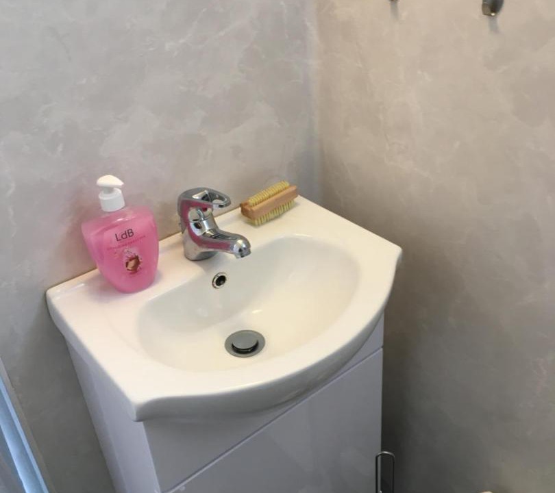 Photo of Bathroom in Mon