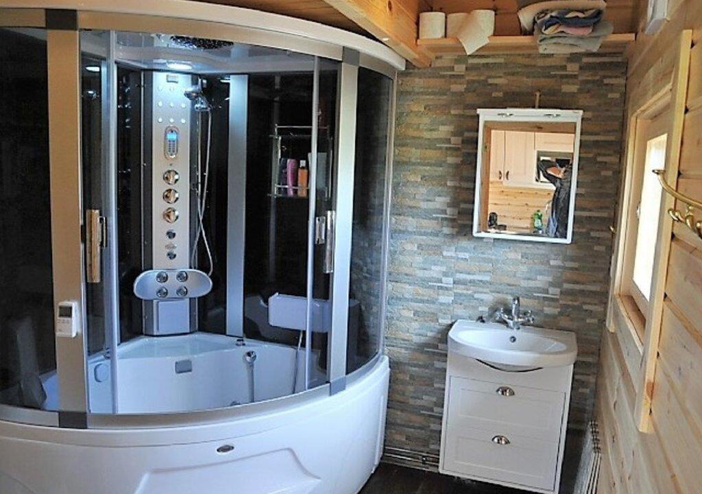 Photo of Bathroom in Nye
