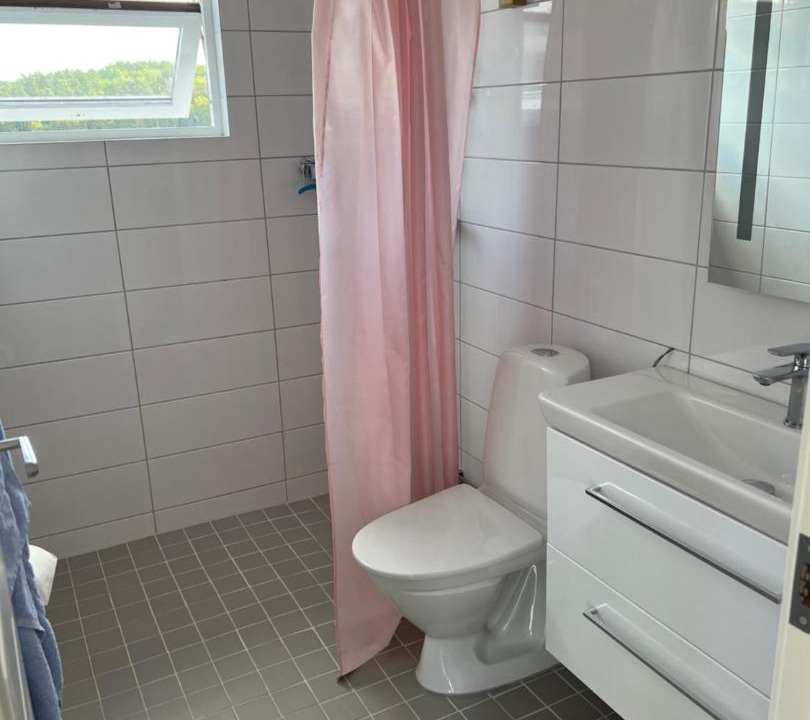 Photo of Bathroom in Saro