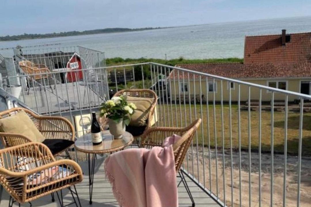 Photo of Patio Balcony in Hallevik