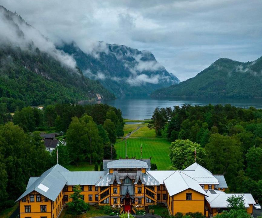 Photo of Others in Dalen