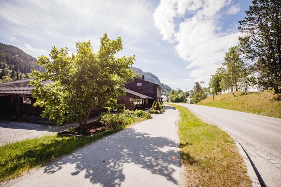 Photo of Others in Lokken