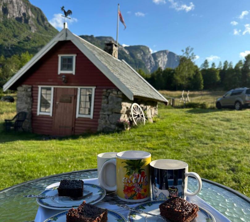 Photo of Others in Lysebotn