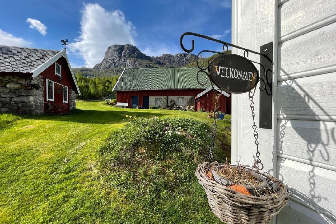 Photo of Others in Lysebotn