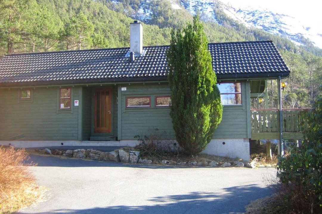 Photo of Others in Lyngstranda