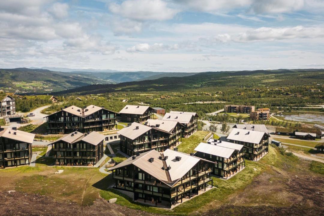 Photo of Buildings in Hol Municipality