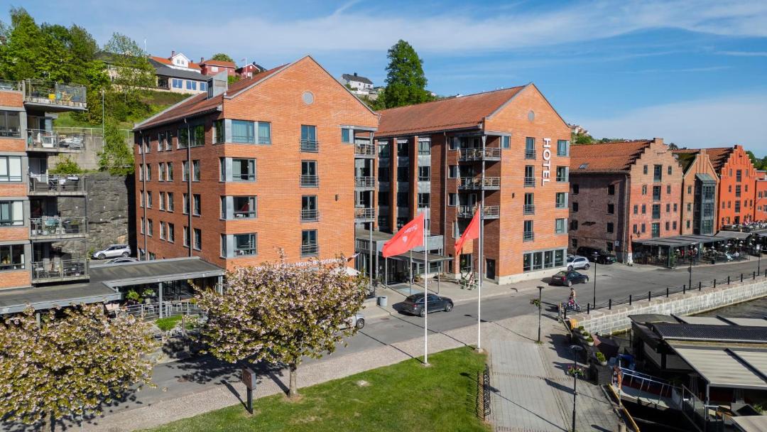Photo of Others in Skien