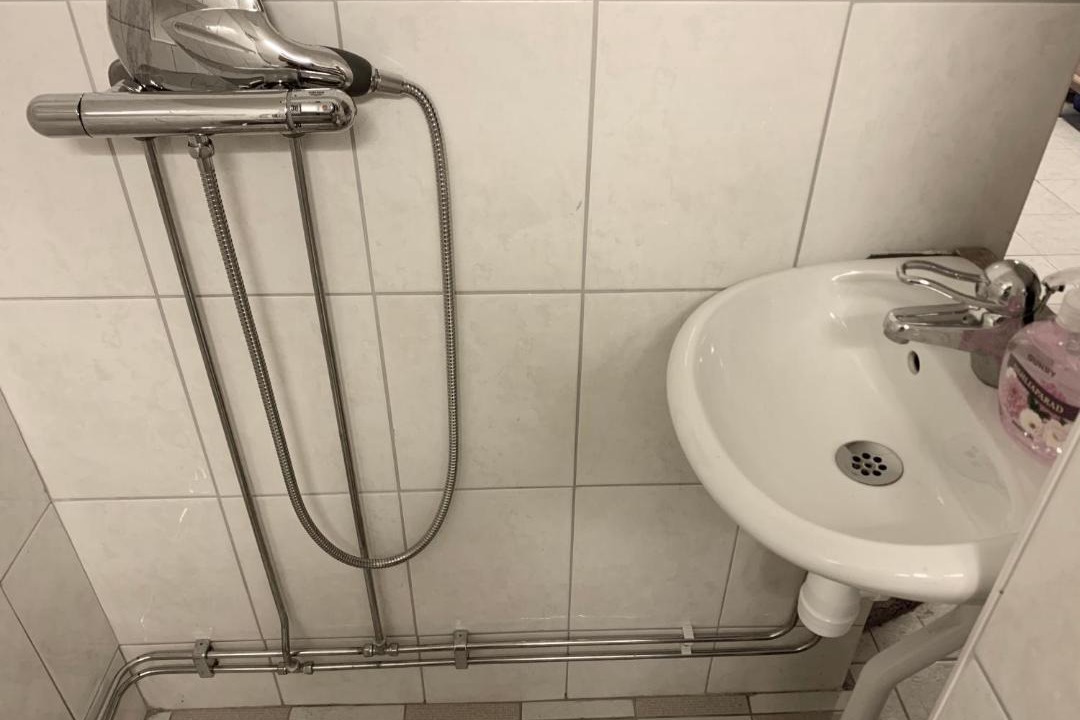 Photo of Bathroom in Saro