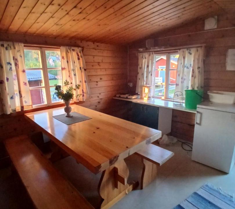 Photo of Others in Holjes