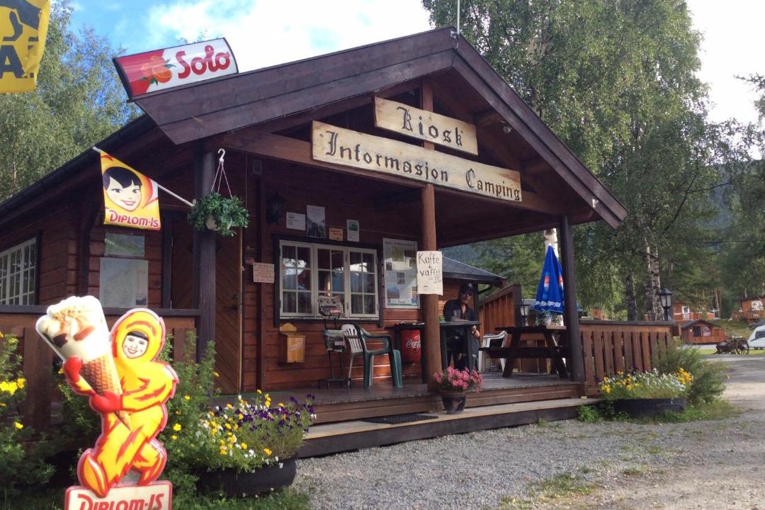 Photo of Others in Skjaak