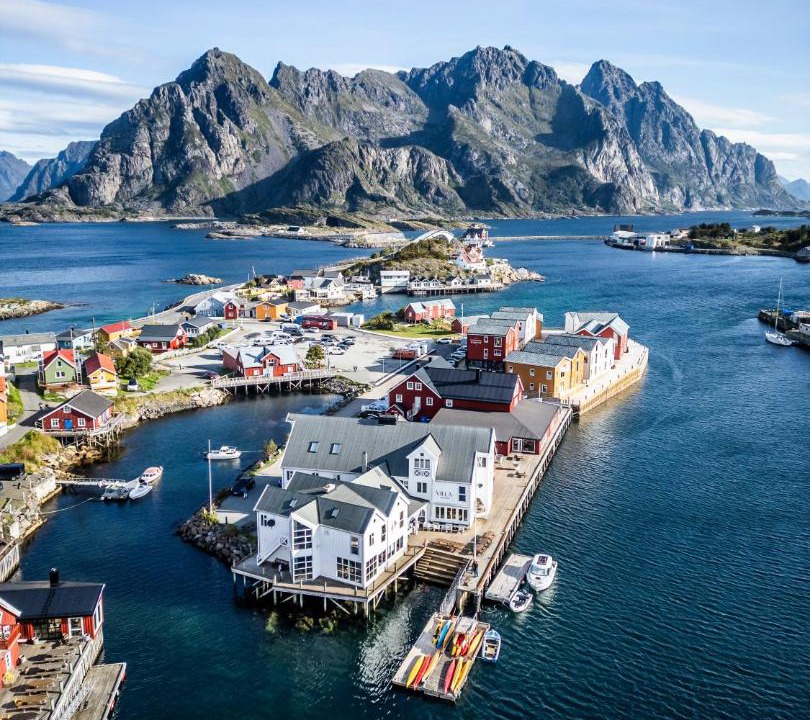 Photo of Others in Henningsvaer