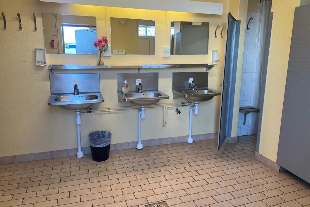 Photo of Bathroom in Raa