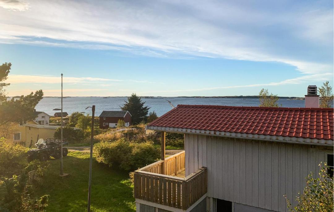 Photo of Others in Kvenvær