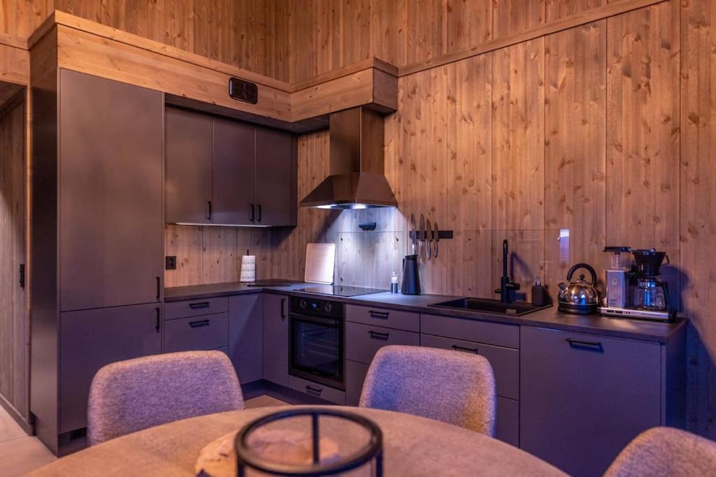 Photo of Kitchen in yer