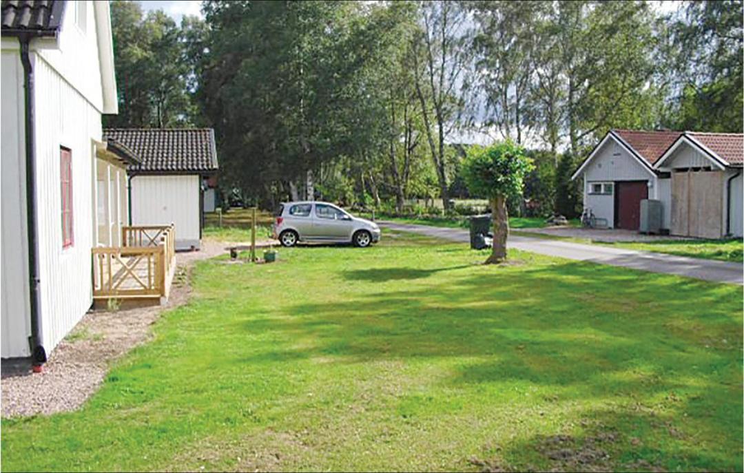 Photo of Others in Hoor