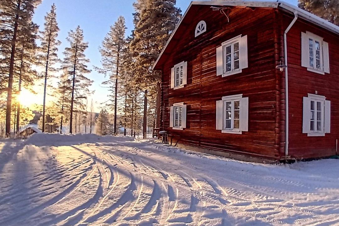 Photo of Others in Jorn