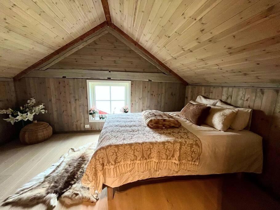 Photo of Bedroom in Valsoyfjord