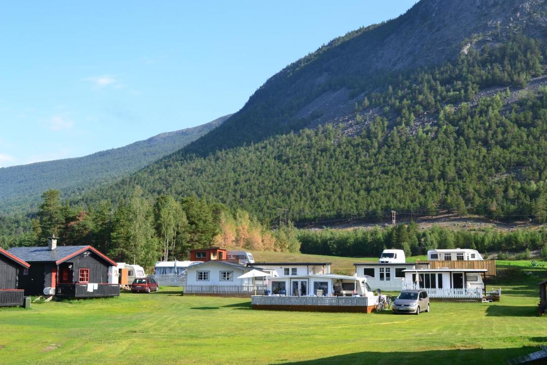 Photo of Others in Skjaak