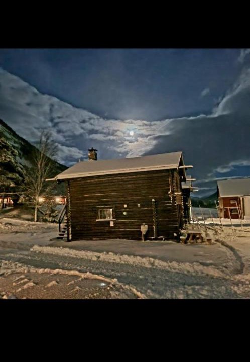 Photo of Others in Skjaak