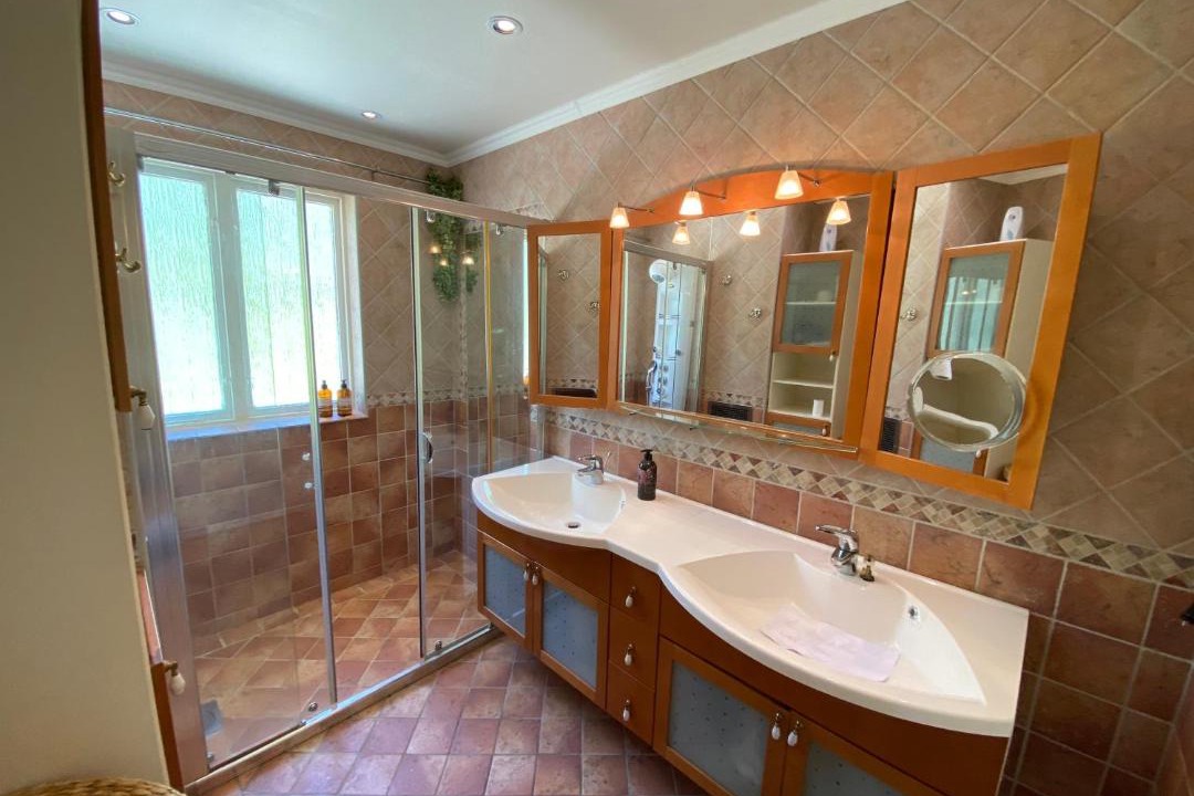 Photo of Bathroom in Ella park