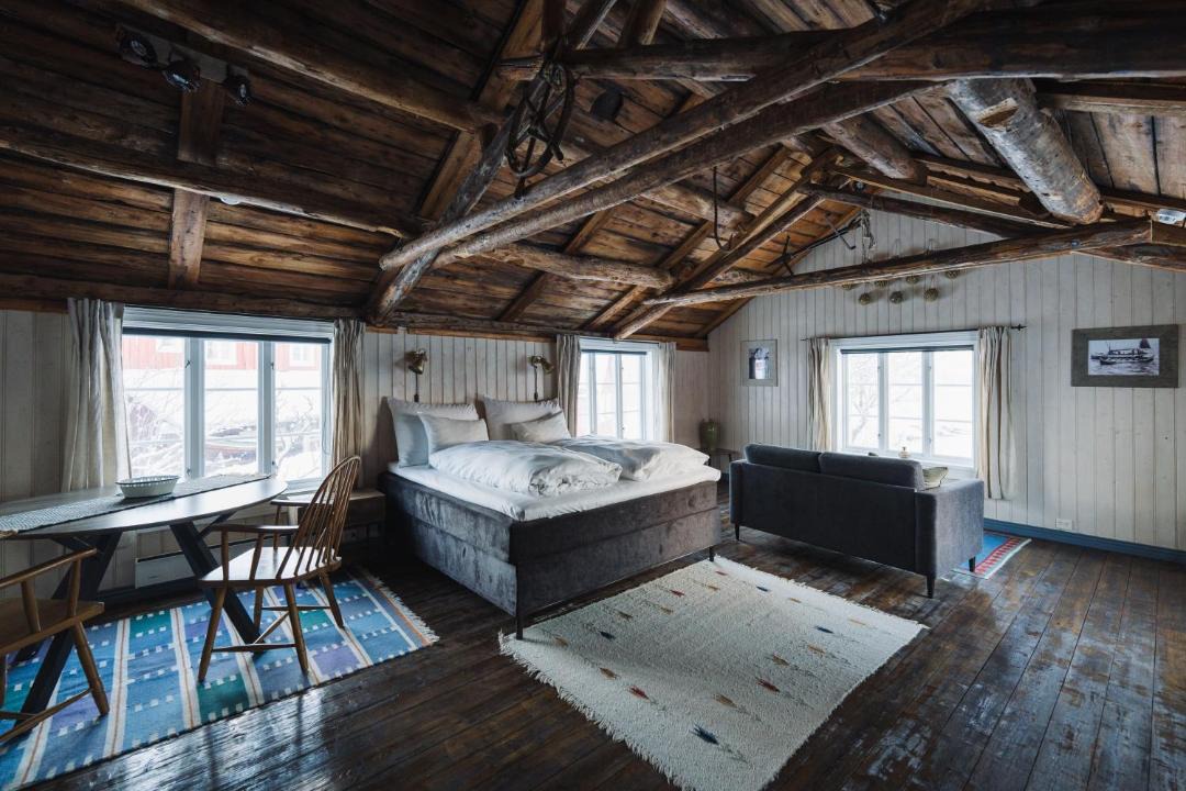 Photo of Others in Reine
