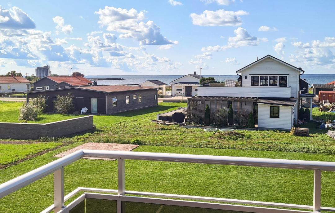 Photo of Buildings in Morbylanga