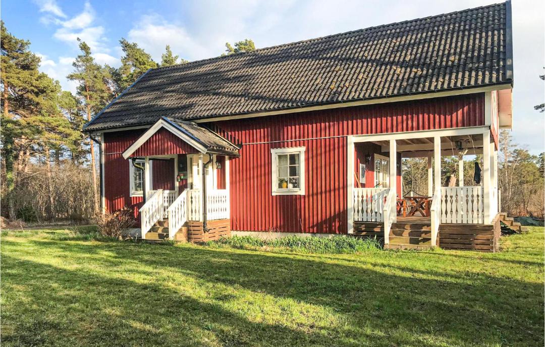 Photo of Buildings in Klintehamn