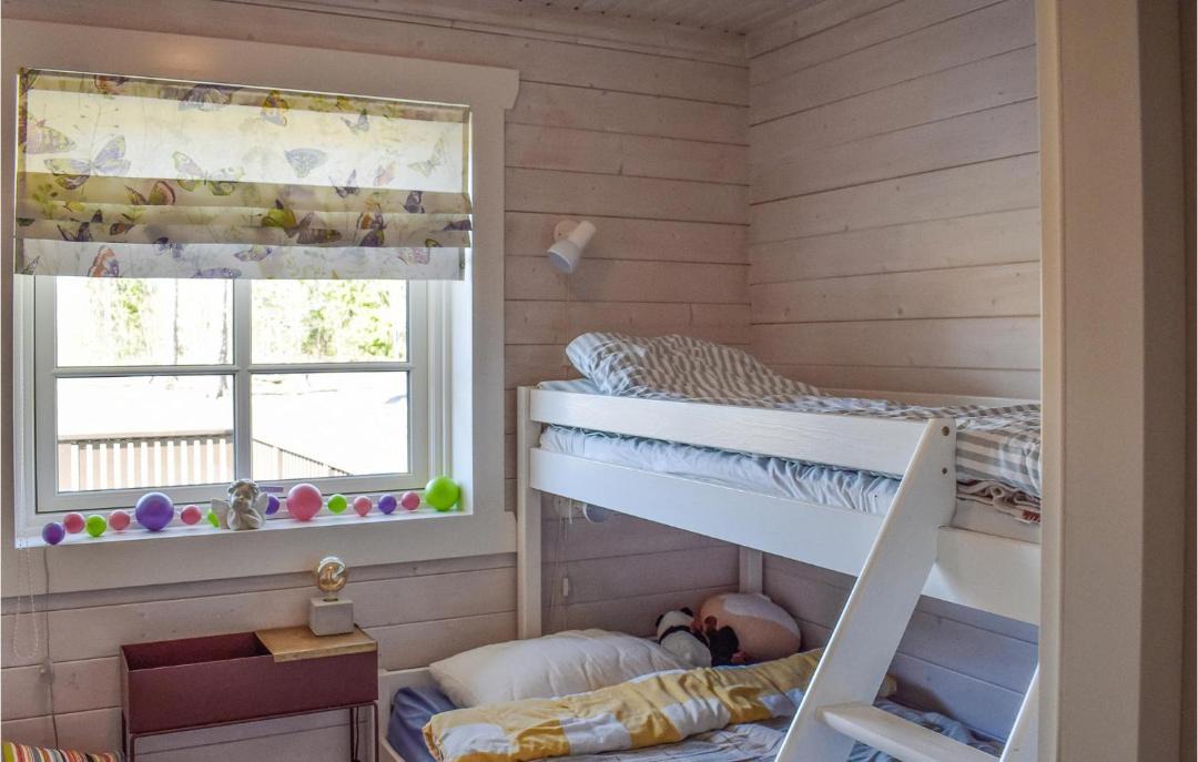 Photo of Bedroom in Aremark