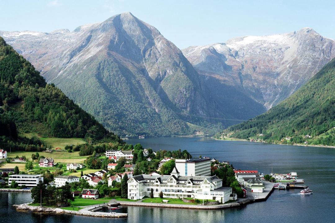 Photo of Others in Balestrand