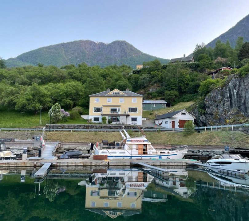 Photo of Others in Flam