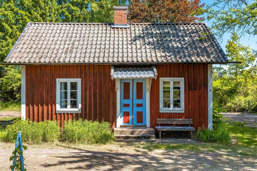 Photo of Buildings in Tibro