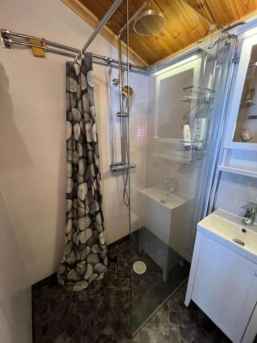 Photo of Bathroom in Jadraas