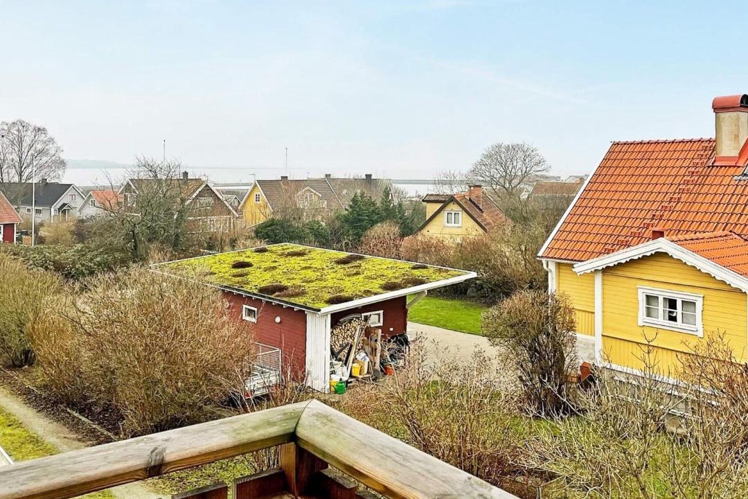 Photo of Buildings in Hallevik
