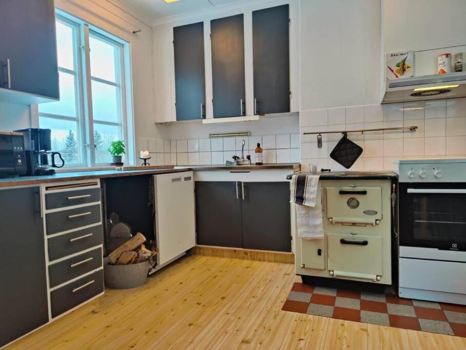 Photo of Kitchen in Are