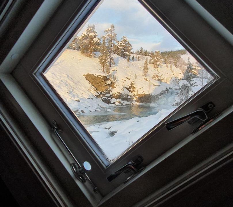 Photo of Others in Skjaak