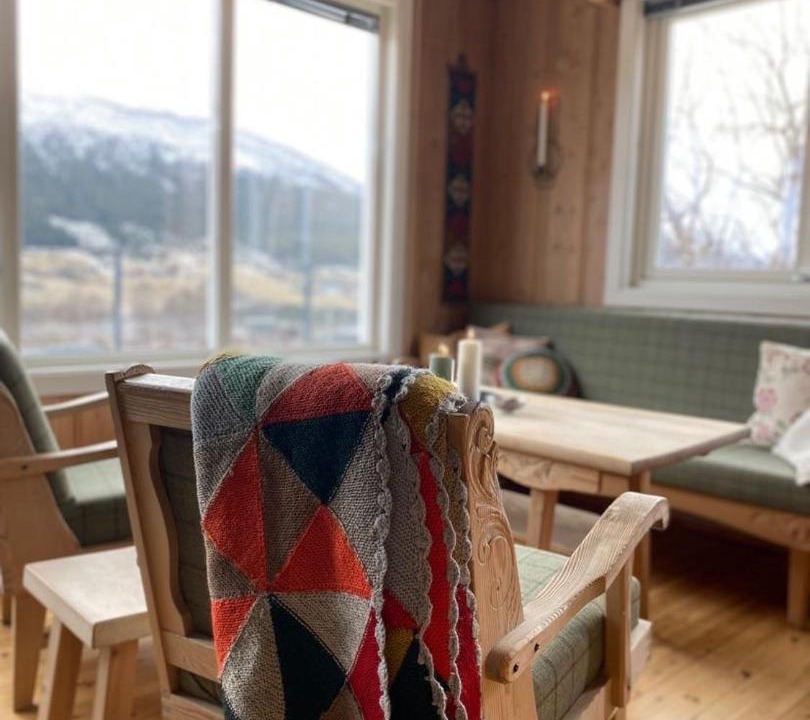 Photo of Others in Skjaak