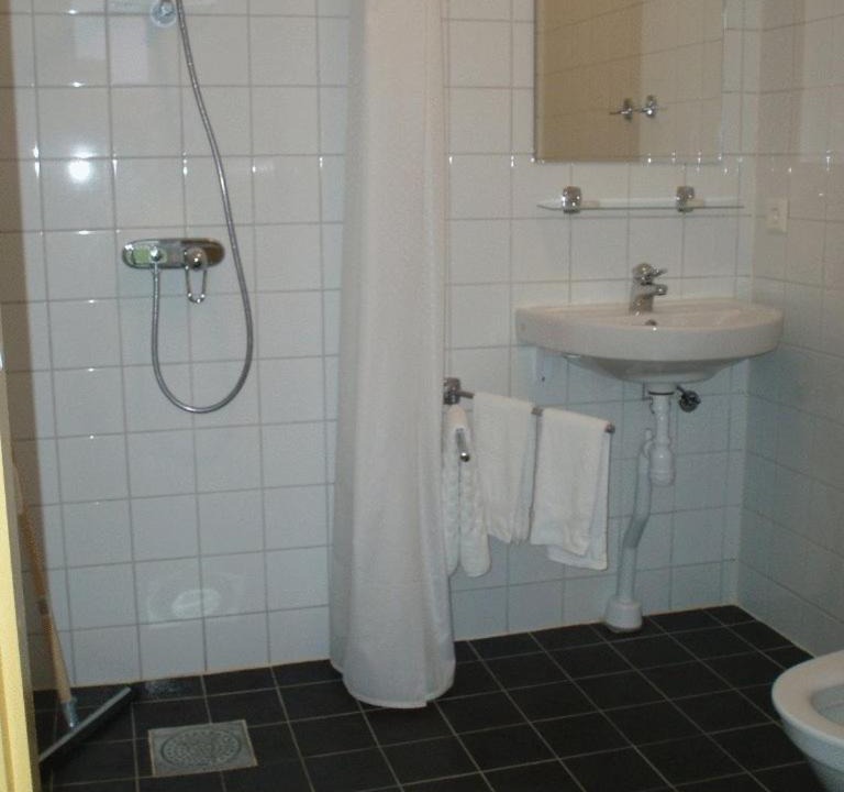 Photo of Bathroom in Borrby
