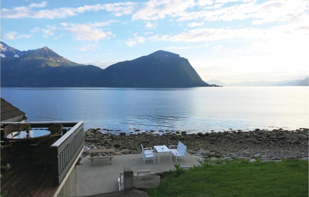 Photo of Others in Hundeidvik