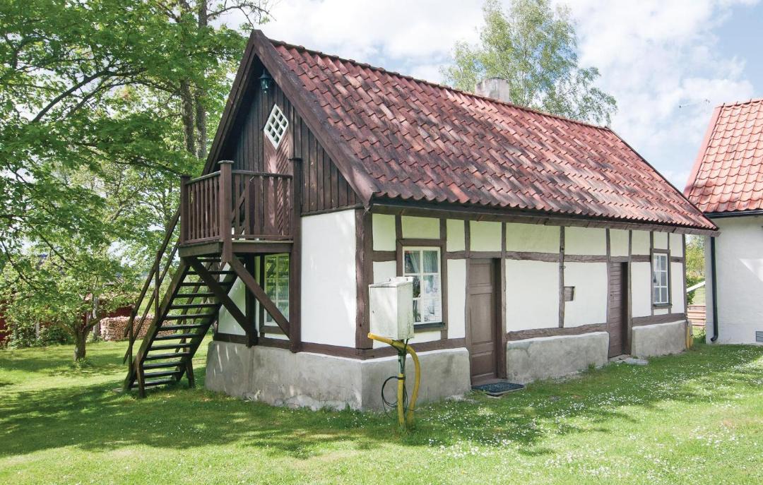 Photo of Buildings in Larbro
