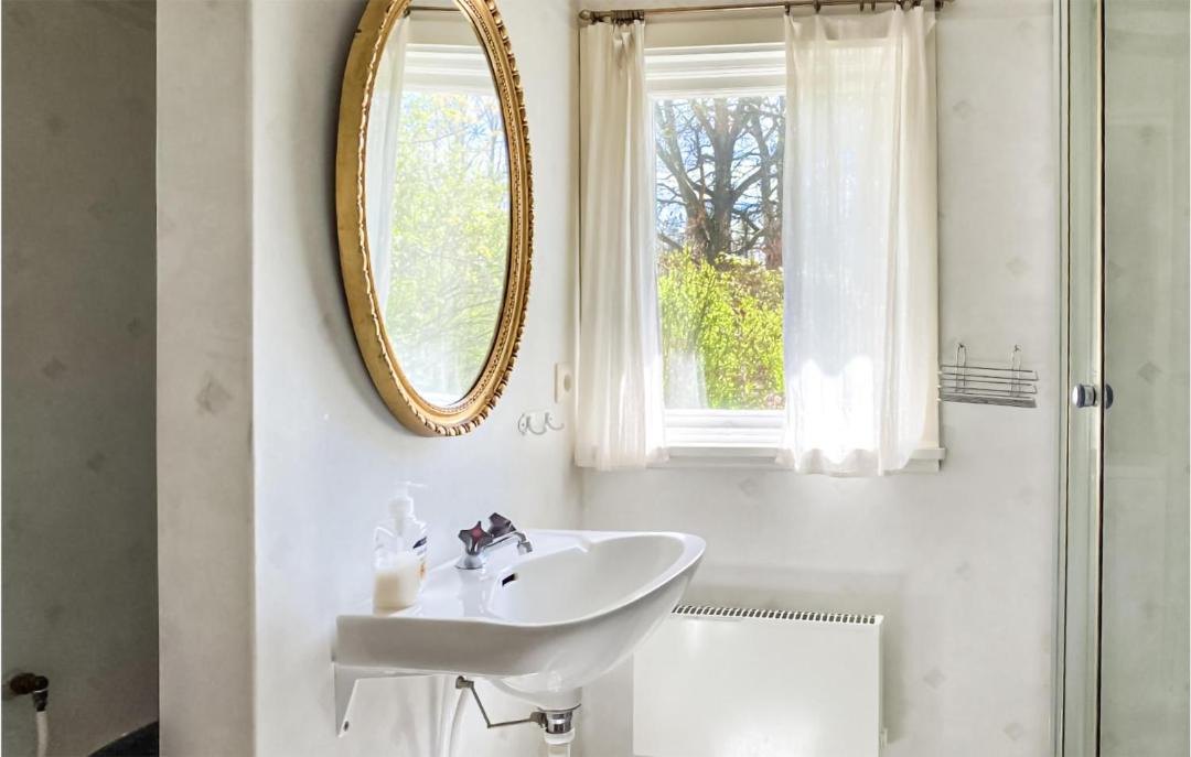 Photo of Bathroom in Brakne-Hoby